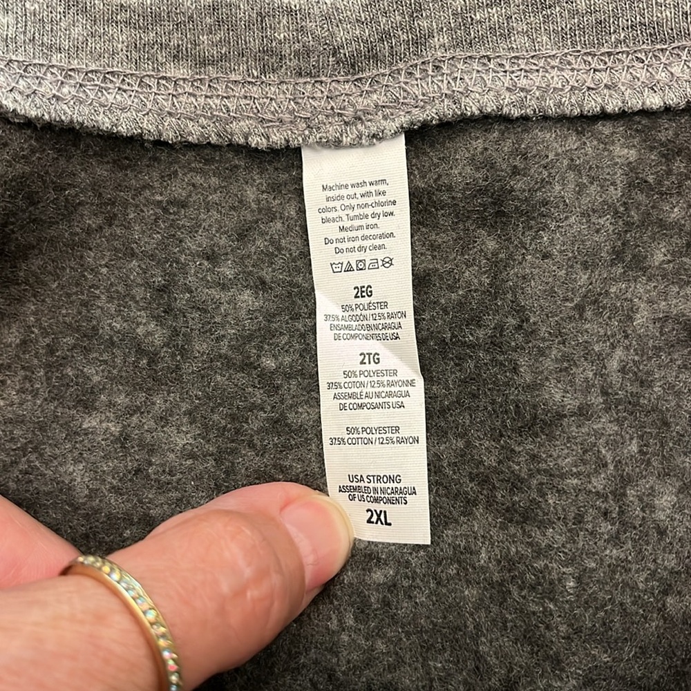 BRIDE Sweatshirt with Sparkle!  NWT - Picture 7 of 8